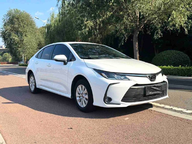 Toyota Corolla 2023, фото 1